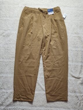 Old Navy New With Tags Billie Comfort Waistband Women's Pants Size Medium
